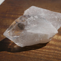 現物☆天然石2本セット合計約85gクォーツ(ブラジル産)天然水晶ポイント結晶原石鉱物[bq-220415-04] 3枚目の画像