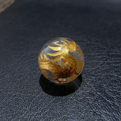 [beads165] 手彫りビーズ・水晶（龍）16mm 1個 2枚目の画像