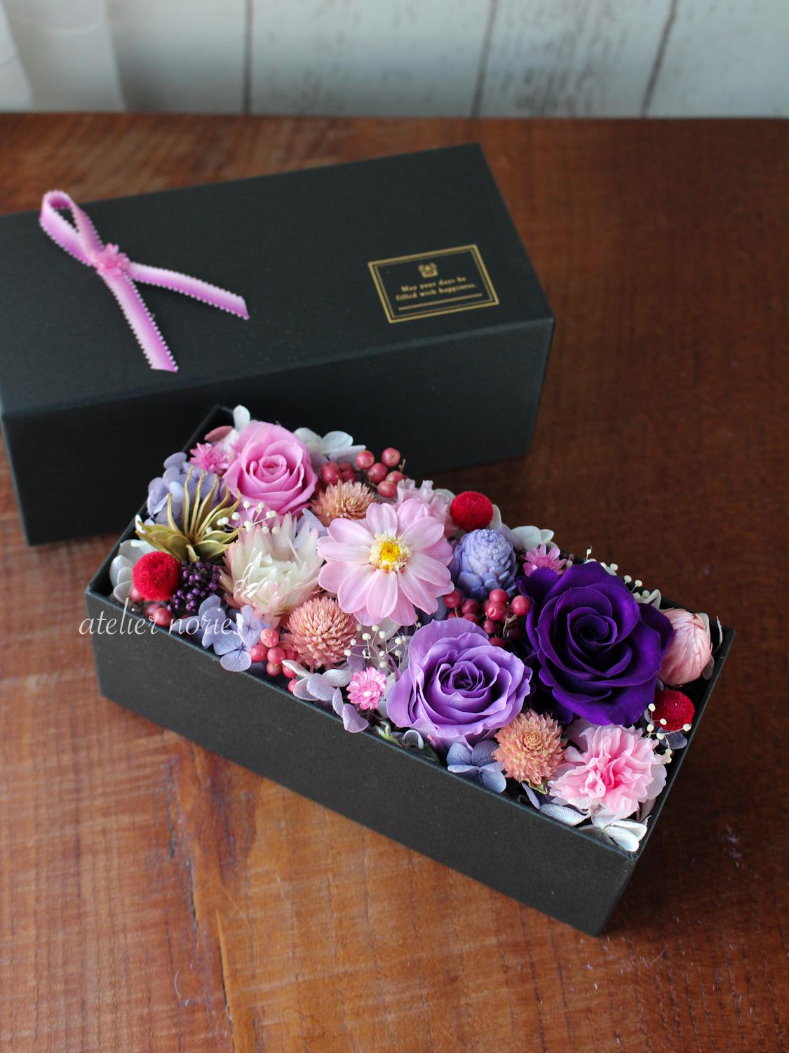 再販x3 ルネ　プリザーブドフラワーのボックスフラワー　母の日の贈り物やお誕生日に　頑張っている自分へのご褒美に