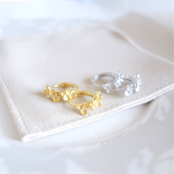 新作　シンプル　18K　高品質　繊細　上品　大人女子　花びら　フラワー　人気　シルバー925　フープピアス 10枚目の画像