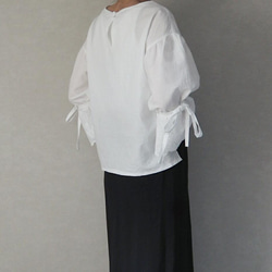 扇貝邊蕾絲袖上衣 ☆ 自然白 第10張的照片