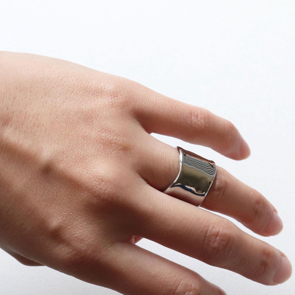 こなれ感をプラス！ステンレスワイドリング~wave stainless wide ring~（一部受注制作） 8枚目の画像