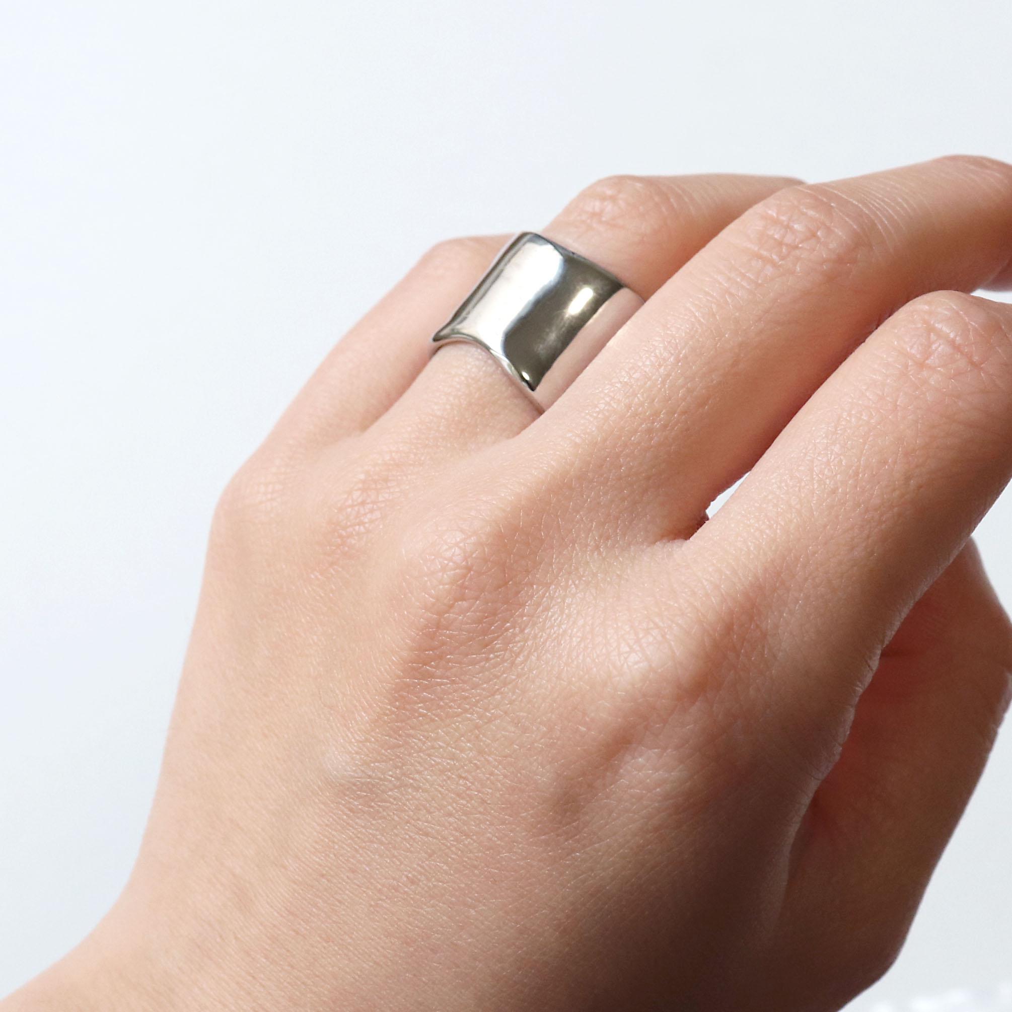 こなれ感をプラス！ステンレスワイドリング~wave stainless wide ring~（一部受注制作）