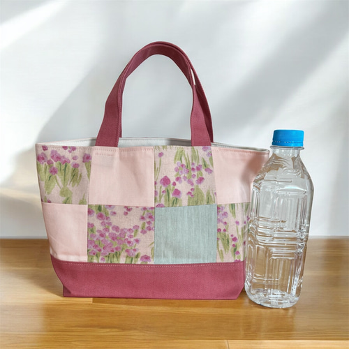 ブチ子。 パッチワークトートバッグ 長財布 ランチバック ブチ子様専用。 パッチワークトートバッグ 長財布 ランチバック
