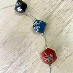 拭き漆ネックレス『空の礫（つぶて）』 3枚目の画像