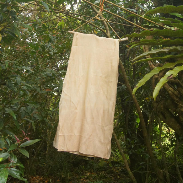 屋久島の草木染めシルクストール（月桃染めの薄紅色） 人気・おすすめ｜売れ筋商品・話題商品におすすめ 品質チェック済み 安心配送 本日出荷・最短翌日到着