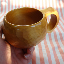 　珍しい銀杏の一木彫りコーヒーカップ。 8枚目の画像