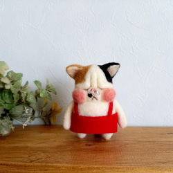 《ちぃち様オーダー》鼻ちょうちんした赤いスカートの三毛猫ブサネコさん 1枚目の画像