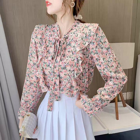 Lillys 秋冬コーデ❤️シャツ ブラウス 花柄 ピンク レディース