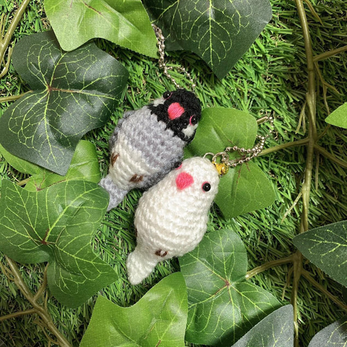 受注製作】小鳥ちゃん☆桜文鳥☆あみぐるみチャーム 受注製作】小鳥ちゃん☆桜文鳥☆あみぐるみチャーム