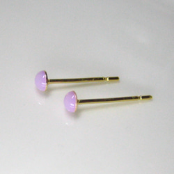 小粒3mm 紫パステルパープル 金属アレルギー対応　シンプルピアス サージカルステンレス つやあり 5枚目の画像
