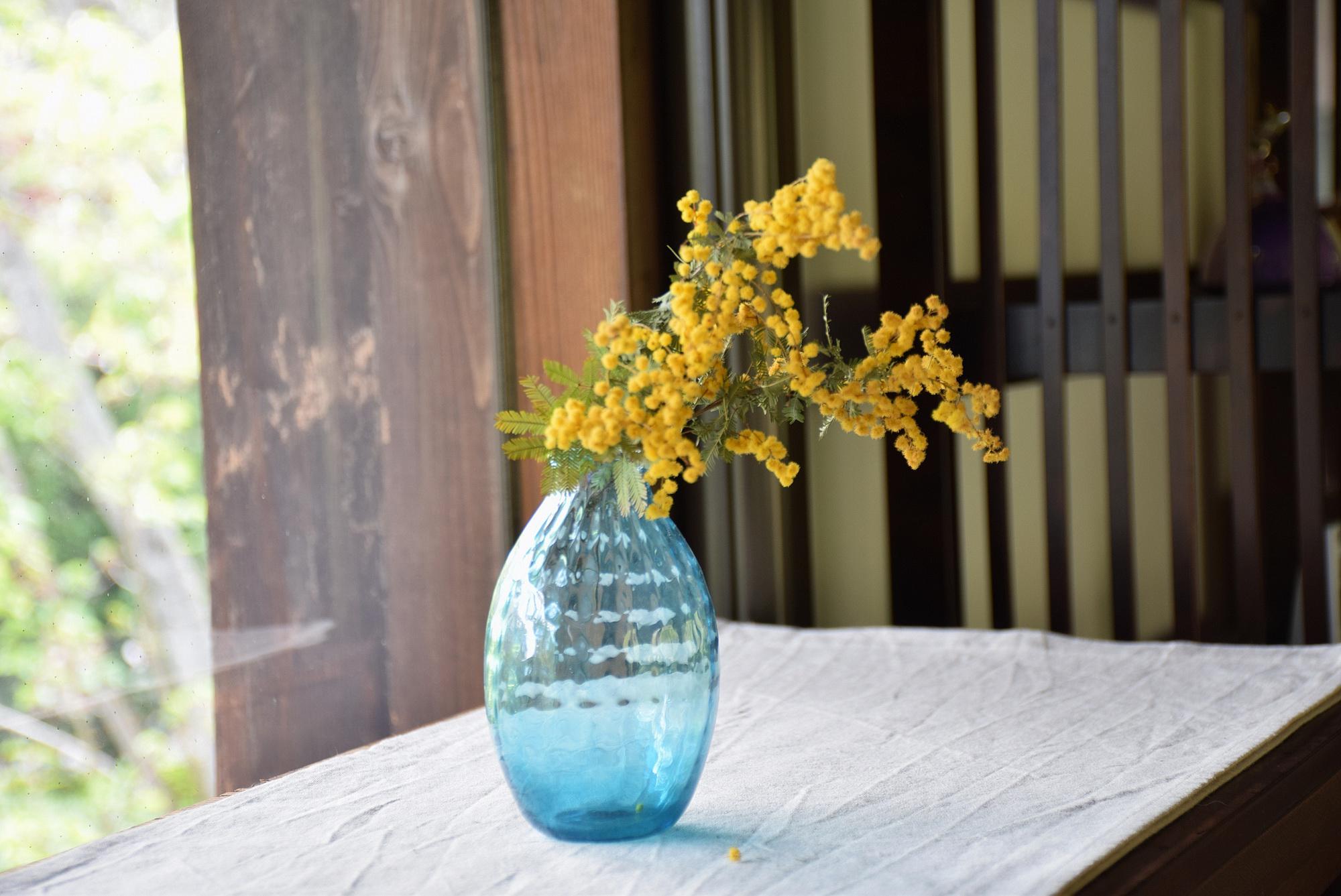 ワッフルこつぼ～スカイブルー～ 一輪挿し・花瓶・花器 甲山ガラス工房 