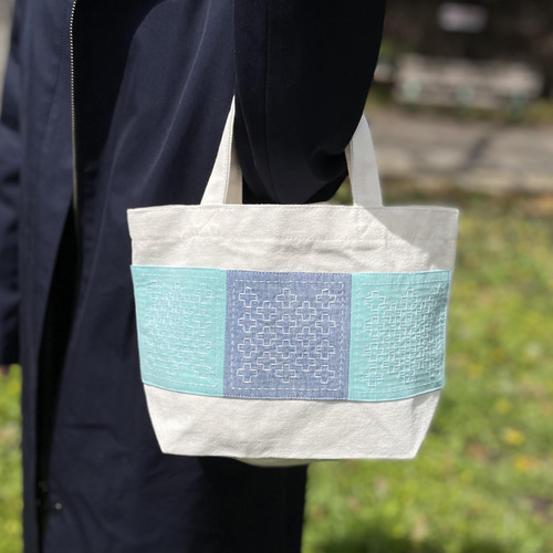 ✨専用✨　トートバッグ　布バスケット　パッチワーク　ポーチ 58371b6d273388870a4a65fc5807e6
