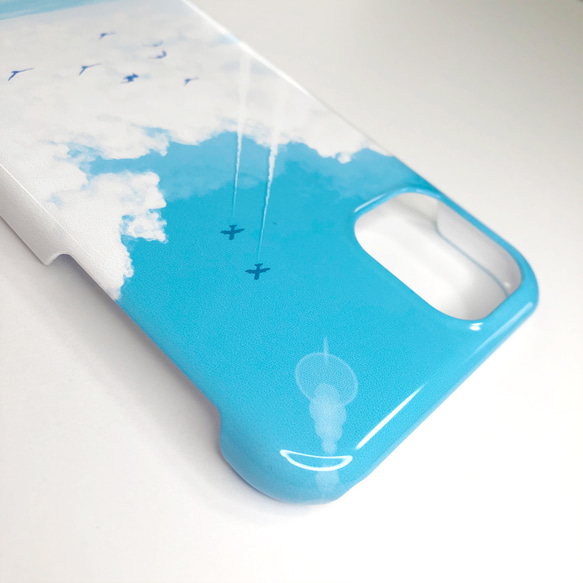 iPhone Android 青空と海と飛行機雲の選べるスマホケース 強化ガラス・グリップ・カード収納・ストラップ他 5枚目の画像