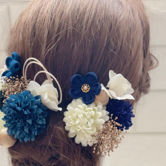 紺青*金 ピンポンマム❁ つまみ細工小花 ❁﻿成人式 振袖 髪飾り 7枚目の画像