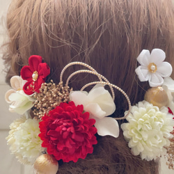 赤*金 ピンポンマム❁ つまみ細工小花 ❁﻿成人式 振袖 髪飾り 5枚目の画像