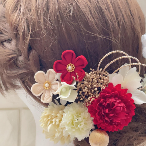 赤*金 ピンポンマム❁ つまみ細工小花 ❁﻿成人式 振袖 髪飾り 4枚目の画像
