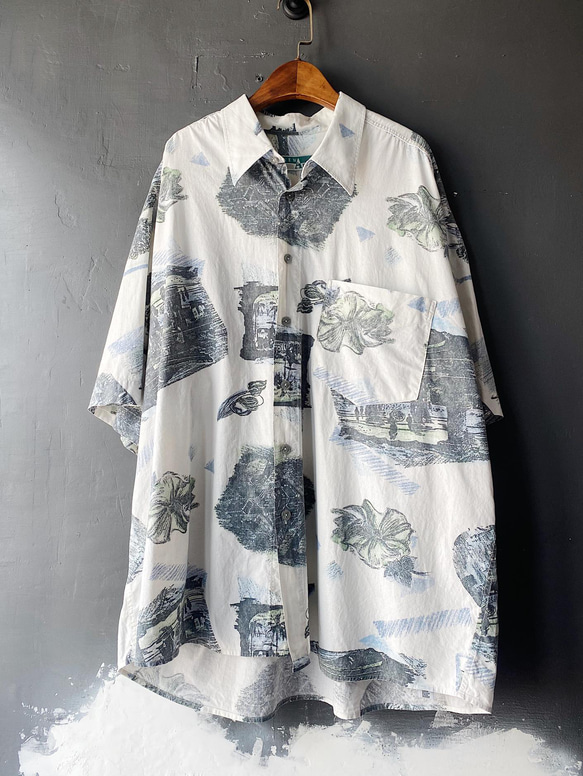 白色青春滿版圖騰 古著棉質夏威夷襯衫上衣vintage Aloha Shirt 第9張的照片