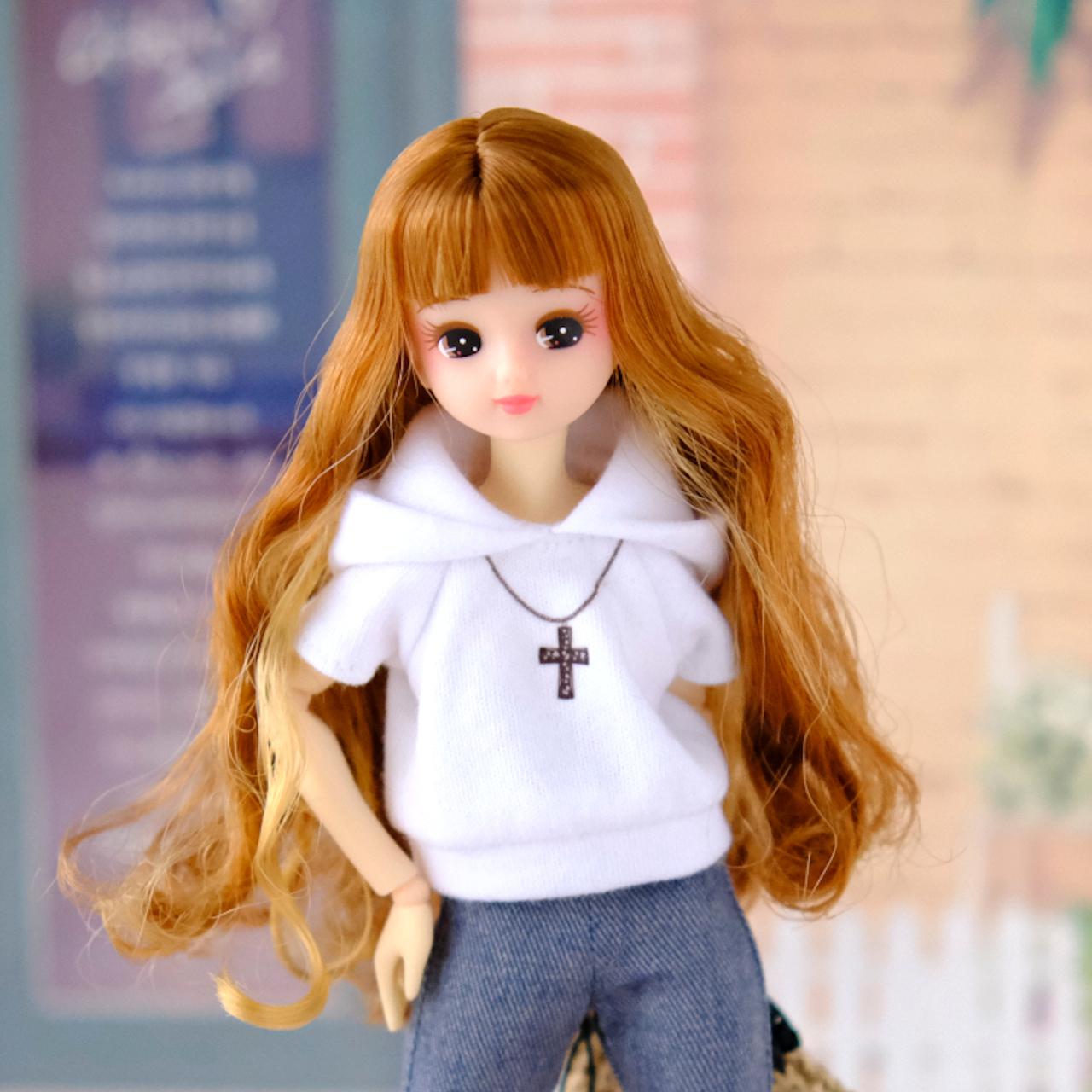 リカちゃん洋服スェード❤︎パーカーベージュハンドメイド