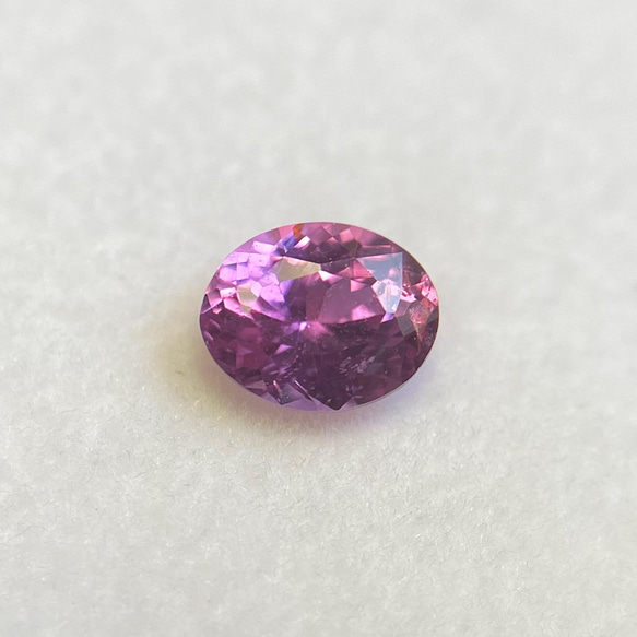 非加熱ピンクサファイア ルース 0.31ct スリランカ産 蛍光有