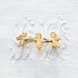 ヴィンテージ真鍮のブローチ［天使］ pam002 1枚目の画像