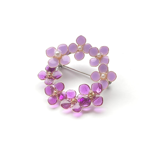 紫の紫陽花のリースブローチ(ブローチ台座 シルバー) レジン パープル