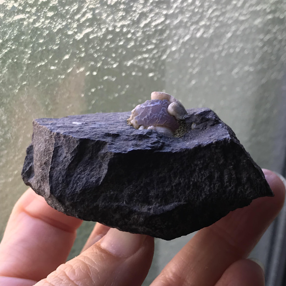 ゴビ石−870 ゴビ瑪瑙　原石　スミレ眼石　鉱物標本　激レア ゴビ石−870 ゴビ瑪瑙 原石 スミレ眼石 鉱物標本 激レア