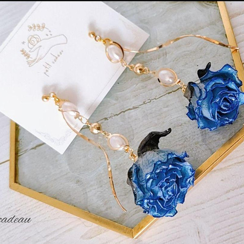 青紫 パール 薔薇ピアス イヤリング ピアス（その他） ぷちかどー 通販 