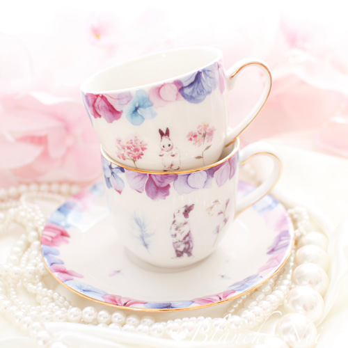 うさぎさんと紫陽花 ティーカップ&ソーサー ティーカップ ❤︎Blanche