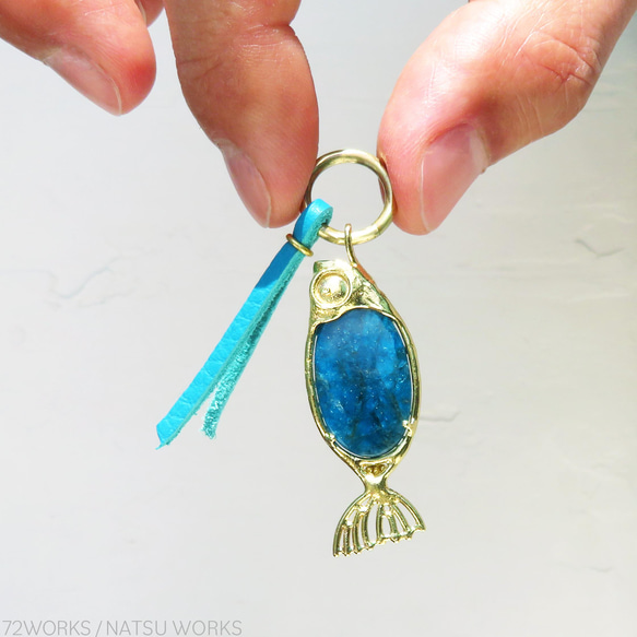 アパタイト&フィッシュ チャーム / Neon Apatite and Fish charms l 4枚目の画像