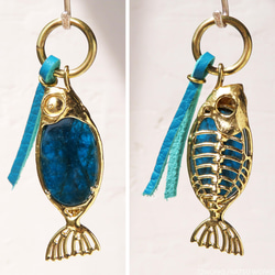 アパタイト&フィッシュ チャーム / Neon Apatite and Fish charms l 2枚目の画像