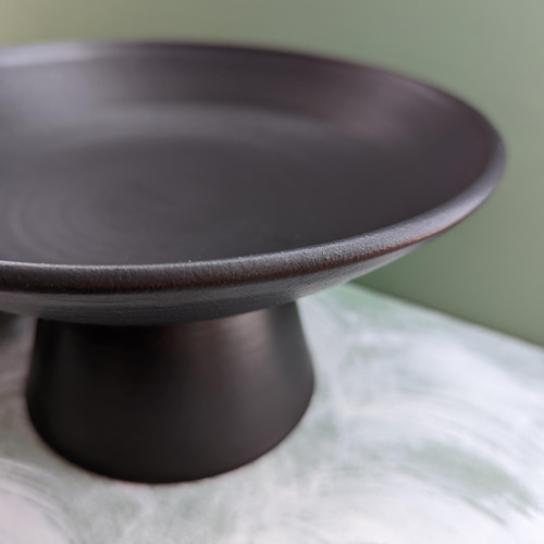 黒マット高台器 Pedestal その他キッチン小物 Tomo's pottery