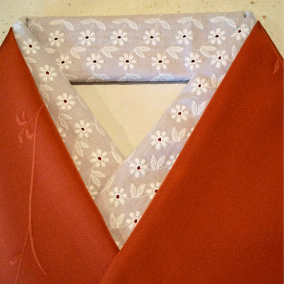 レース半衿(白)　可愛い小花　コットン　刺繍半衿  三折り縫い始末 夏半衿　通年半襟 4枚目の画像