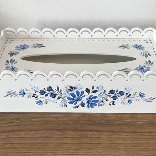 薄型ティッシュボックス白地青マーガレット(トールペイント