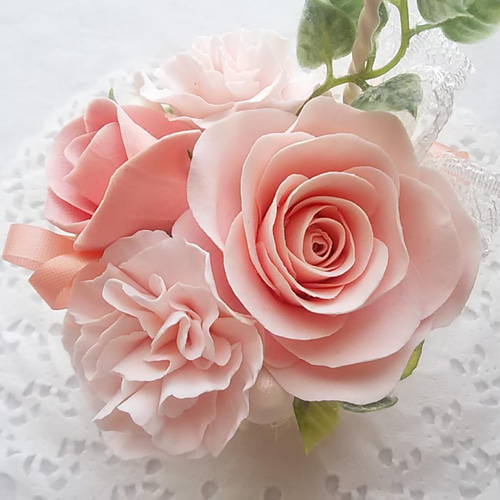 ❁音符型にふんわり可愛いピンクのクレイフラワーアレンジメント