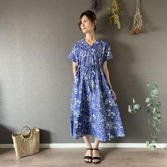 Half sleeve dress • • • Ultramarine 2枚目の画像