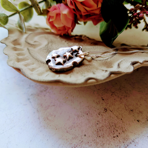 新作WEEK2022】【お試し価格】【1点もの】星のかけらのネックレス