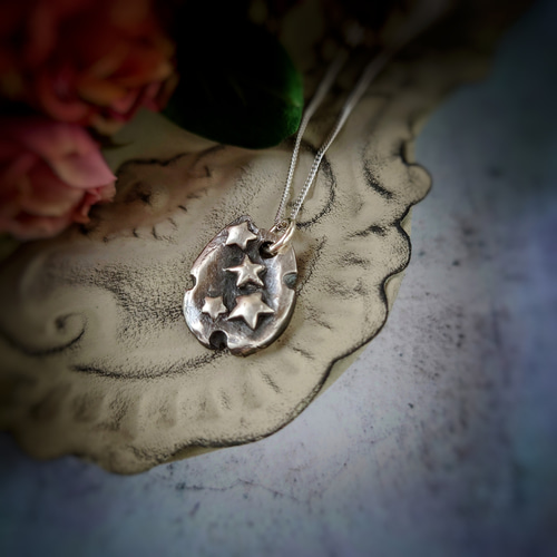 新作WEEK2022】【お試し価格】【1点もの】星のかけらのネックレス