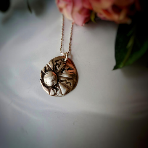 新作WEEK2022】【お試し価格】太陽のネックレス/アートクレイシルバー