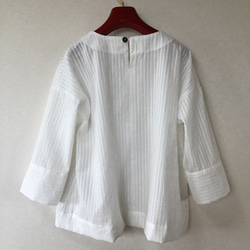 手作りキット(生地違い　爽やかなストライプ)　Vネックプルオーバーブラウス(004)が届いてすぐに作れます！ 7枚目の画像