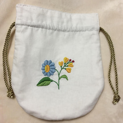 カロチャ刺繍　巾着 2枚目の画像