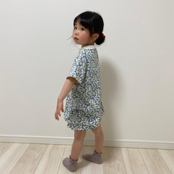 リバティプリント　天竺　子供服セットアップ（110サイズ）　ハンドメイド 4枚目の画像