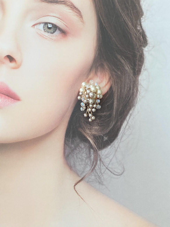 【珍珠花束耳環/耳環】奶油色&amp;粉米色 第5張的照片