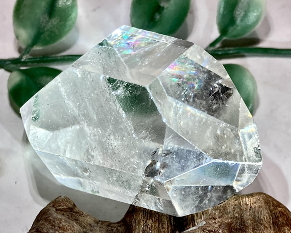 レインボー✨クリスタル水晶ダブルポイント