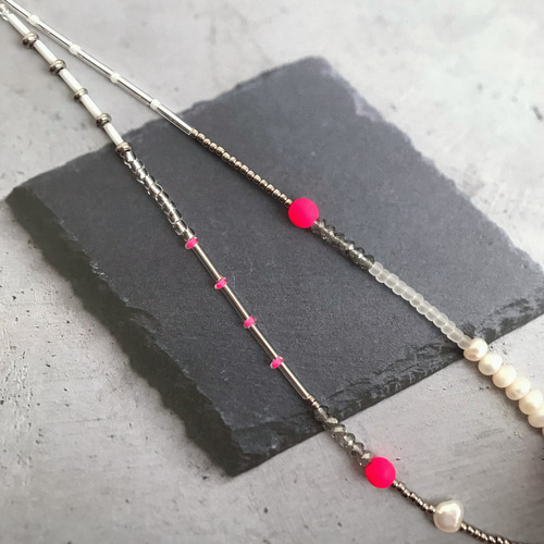 ネオンカラーmixが愛らしいネックレス ネオンカラーmixが愛らしい