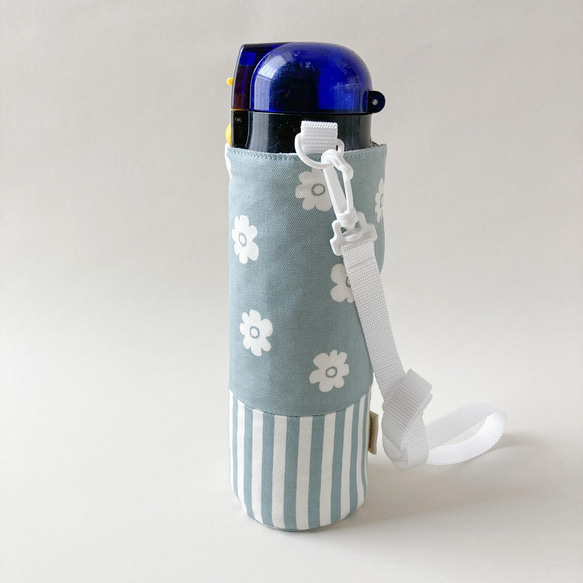 肩紐カバー付きお花とストライプの水筒ケース　くすみブルー　スケーター470mlのステンレス水筒にぴったり 4枚目の画像