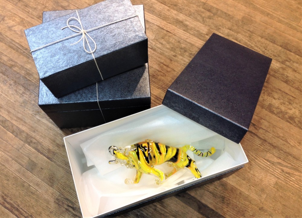 兜　～1点物～　（NO.2）　台座・屏風・化粧箱セット