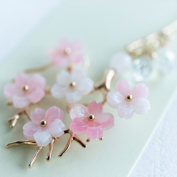 色が変わる　桜　イヤーフック 季節の花　片耳用　 8枚目の画像