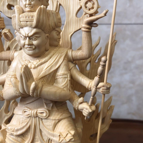 仏教工芸品　木彫仏像　最高級品　仏師手仕上げ品　大元帥明王立像 新作 総ケヤキ材 仏教工芸品 木彫仏像 最高級品 仏師手仕上げ品