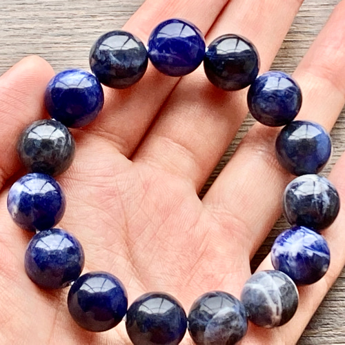 約12mm玉大きめサイズ ソーダライトの天然石ブレスレット！(約10mm玉